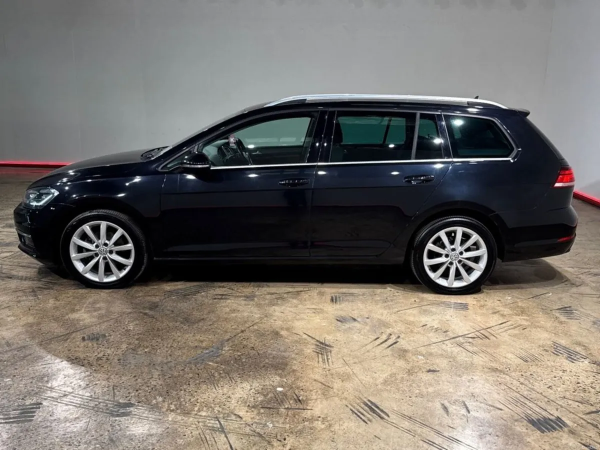 Volkswagen Golf ESTATE 1.2L TSI AUTOMATIC - REVERS - Image 6