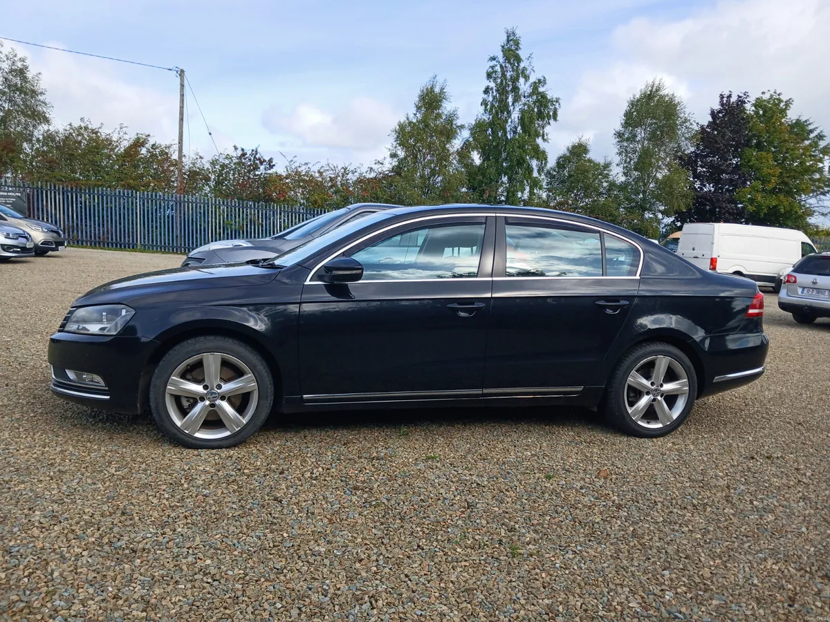 Volkswagen Passat 2011 2.0 diesel - Image 4