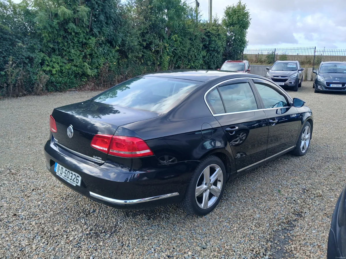 Volkswagen Passat 2011 2.0 diesel - Image 6