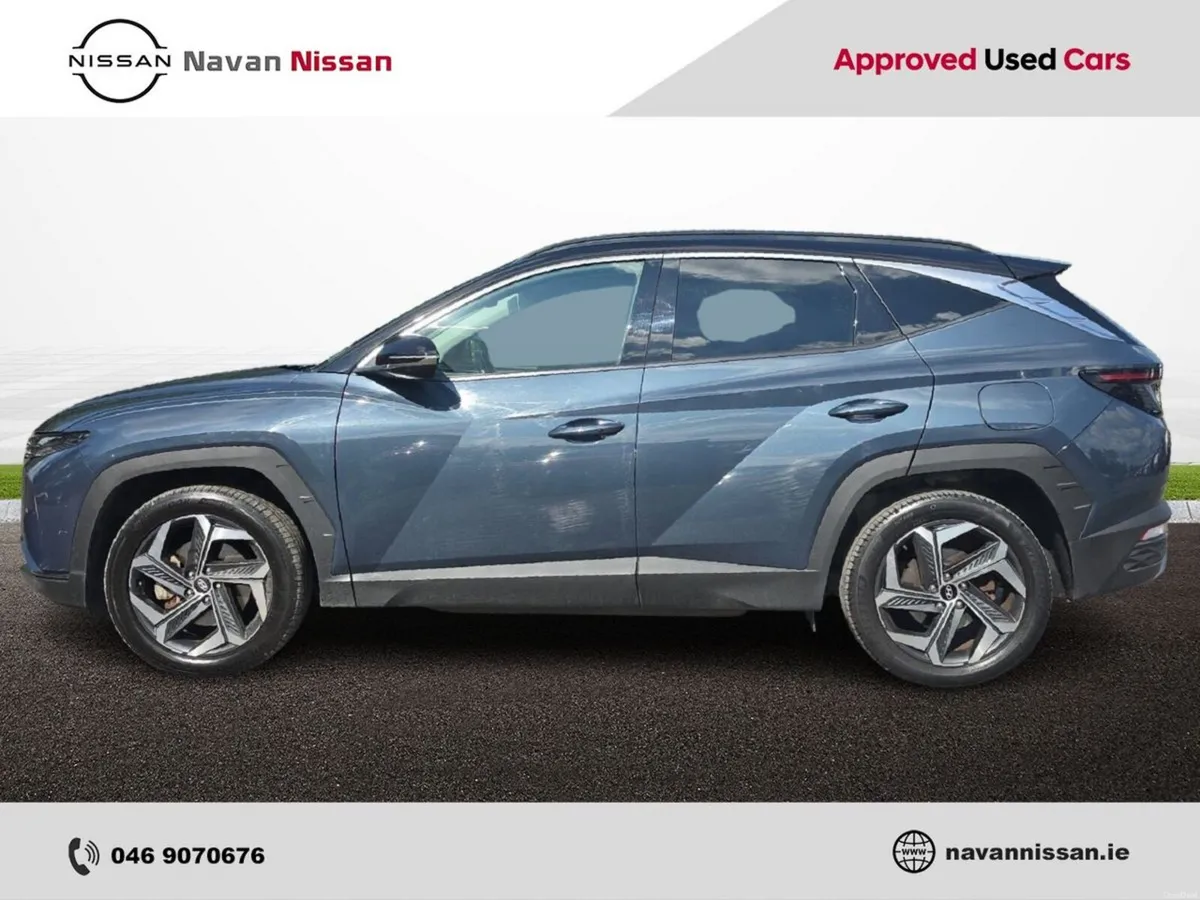 Hyundai Tucson 4WD Executive Plus PHEV Auto 2 Tone - Image 4