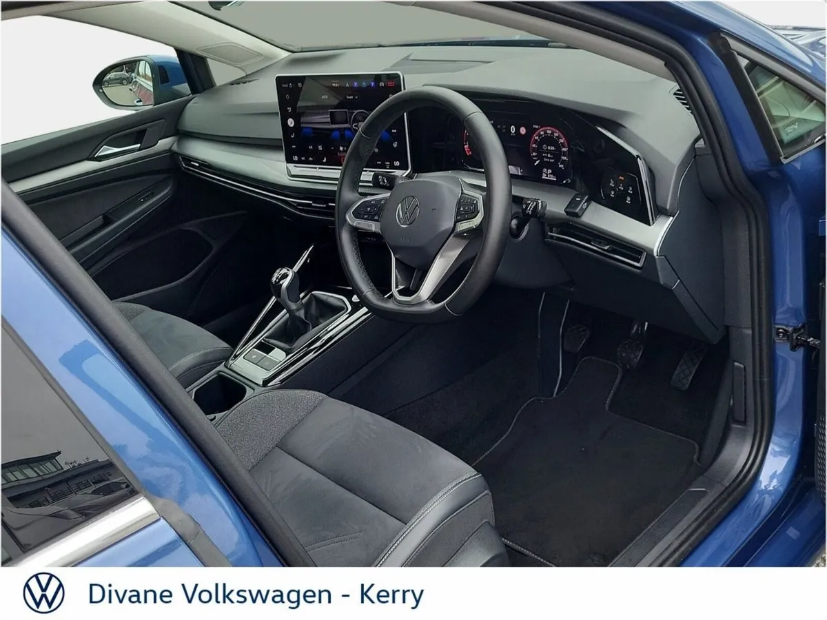 Volkswagen Golf STYLE 1.5 TSI PETROL 150HP - Image 6