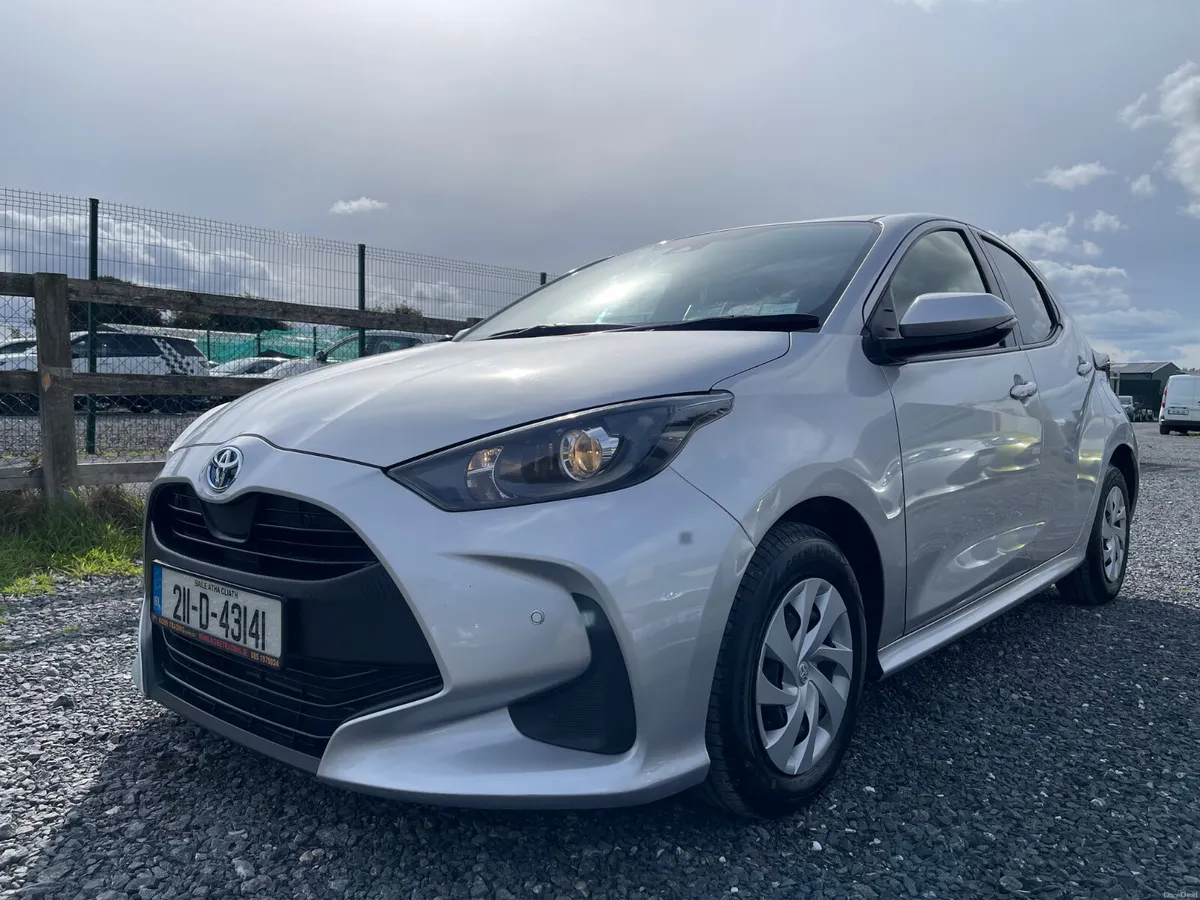 Toyota Yaris 2021 Automatic Petrol Hybrid - Image 6