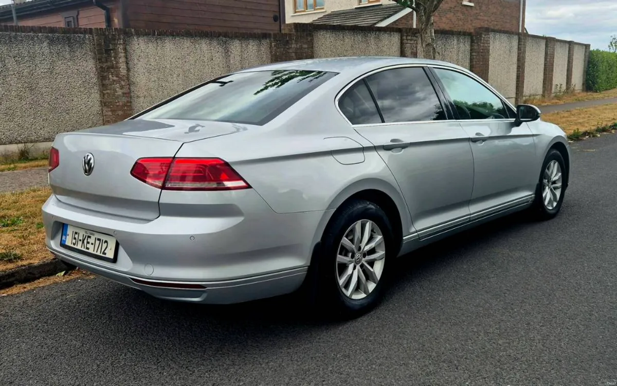 2015 Volkswagen Passat 1.6 Tdi Comfortline - Image 3