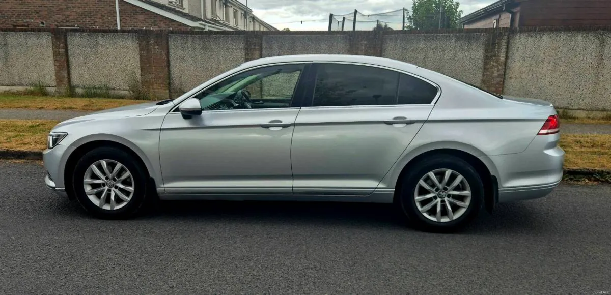 2015 Volkswagen Passat 1.6 Tdi Comfortline - Image 6