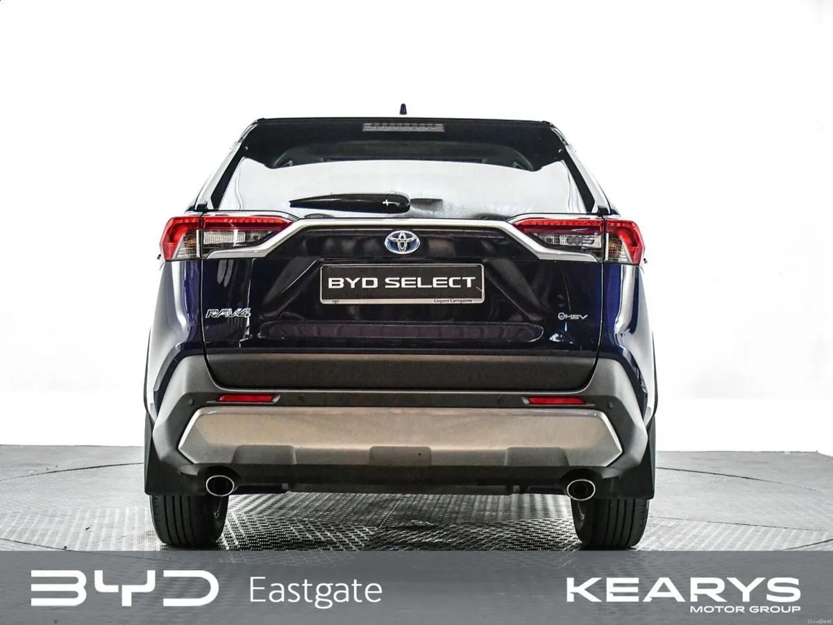 Toyota RAV4 2.5 Hybrid Platinum 2WD - Image 2