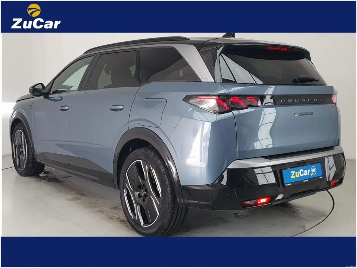 Peugeot 5008 E-5008 Gt  GT  210 Electric 73kWh Aut - Image 3