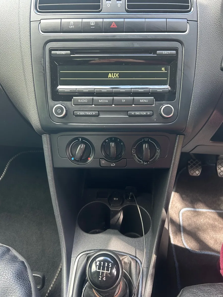 Volkswagen Polo 2013 - Image 6