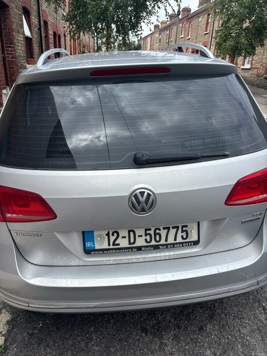 Volkswagen Passat 2012 1.4L TSI - Automatic - Image 5