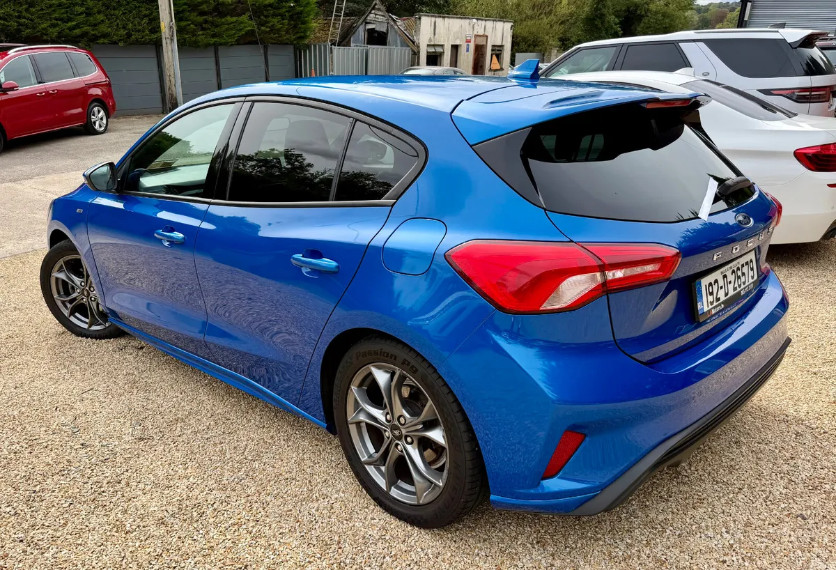 2019 Ford Focus 1.0 ST-LINE Ecoboost - Image 4