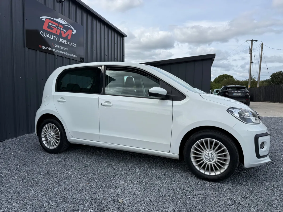 2017 Volkswagen up 1.0 Petrol - Image 6