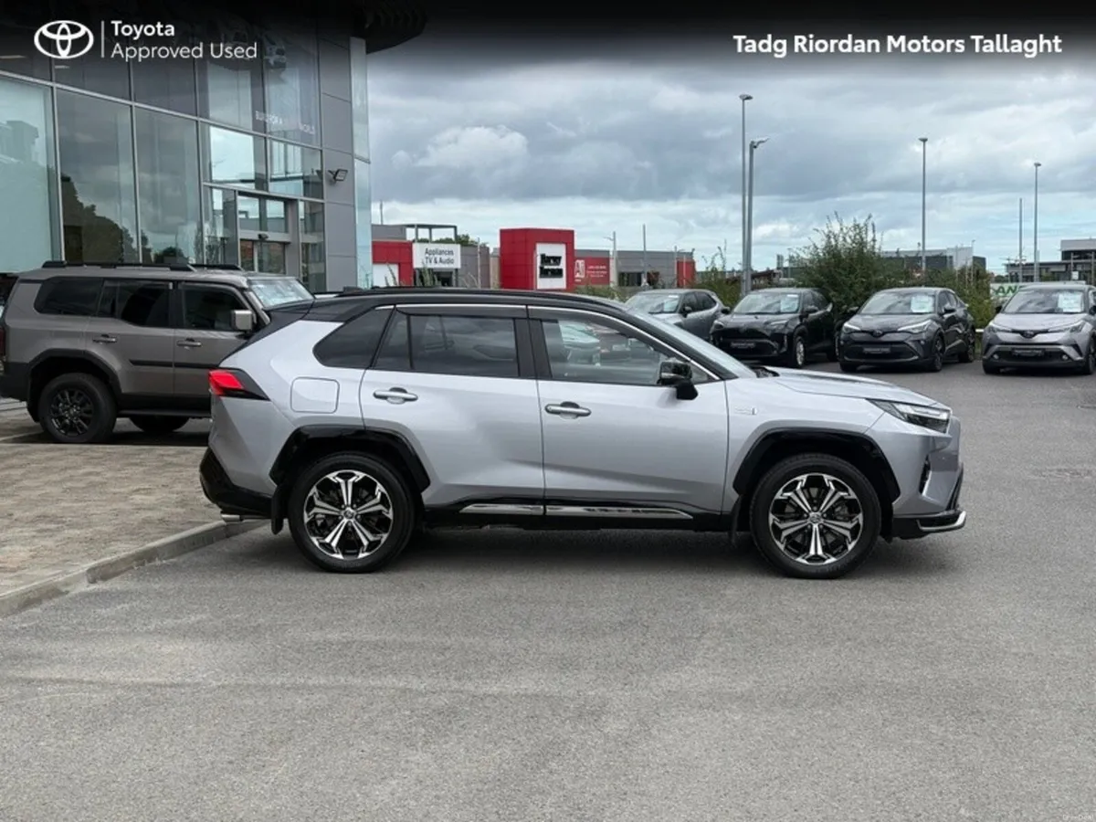 Toyota RAV4 AWD SPORT PHEV - Image 3