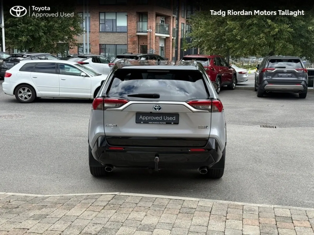 Toyota RAV4 AWD SPORT PHEV - Image 4