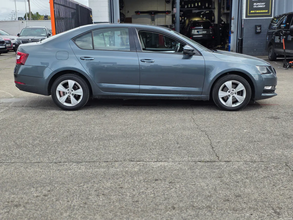 Octavia 1.0 TSI 115HP AUTOMATIC - Image 3