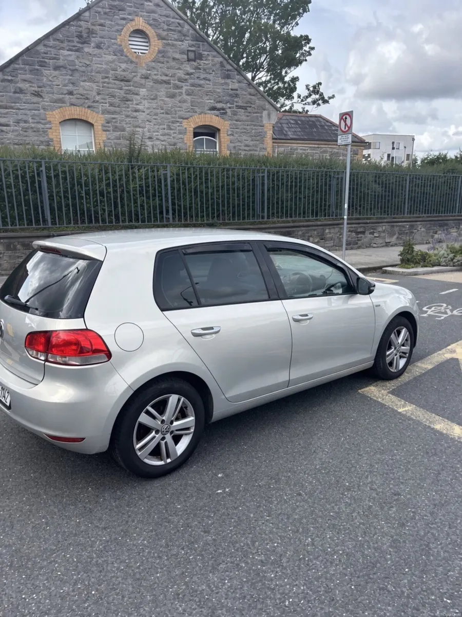 Volkswagen Golf - Image 1