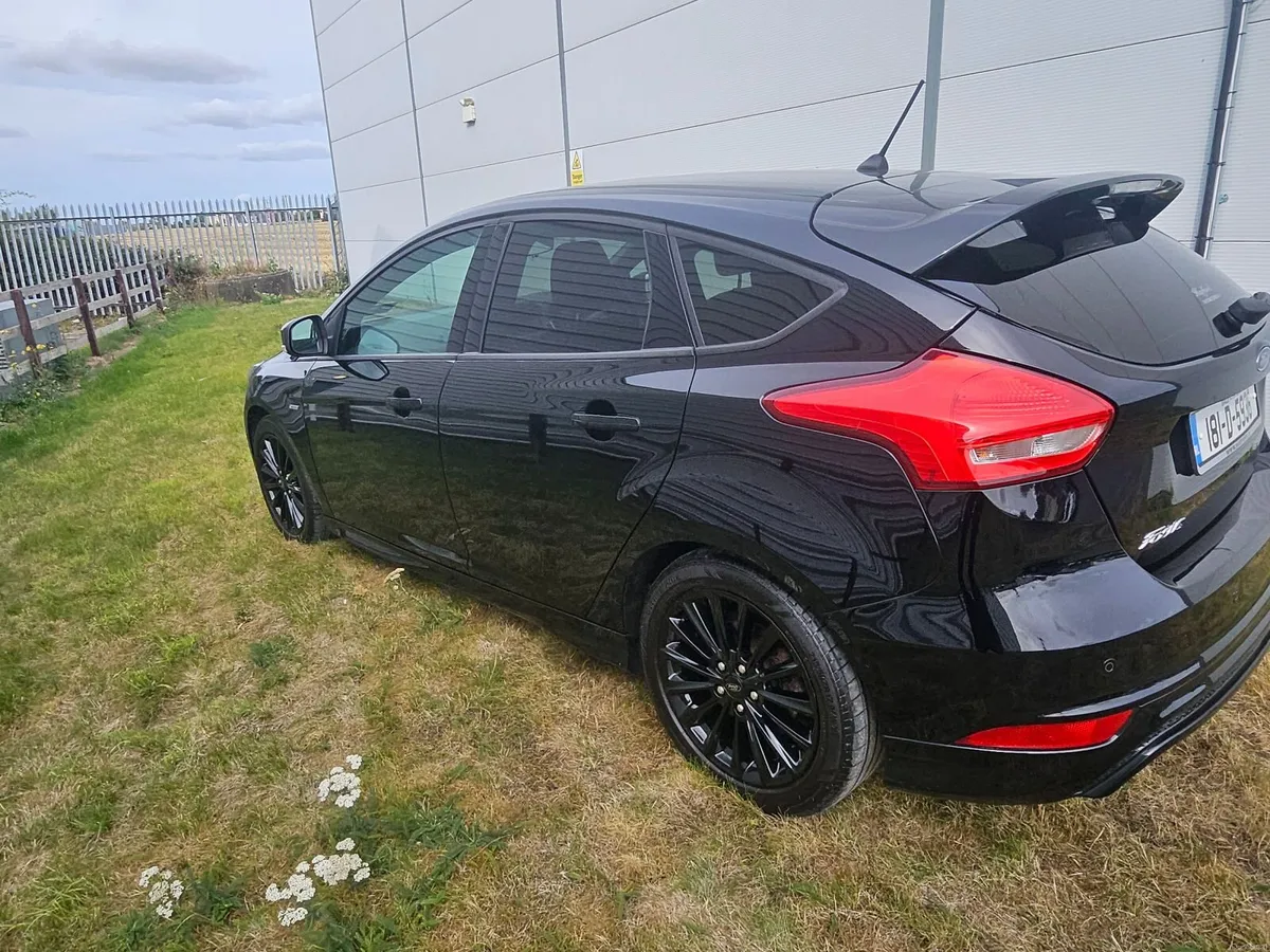 Ford Focus 2018 - Image 5