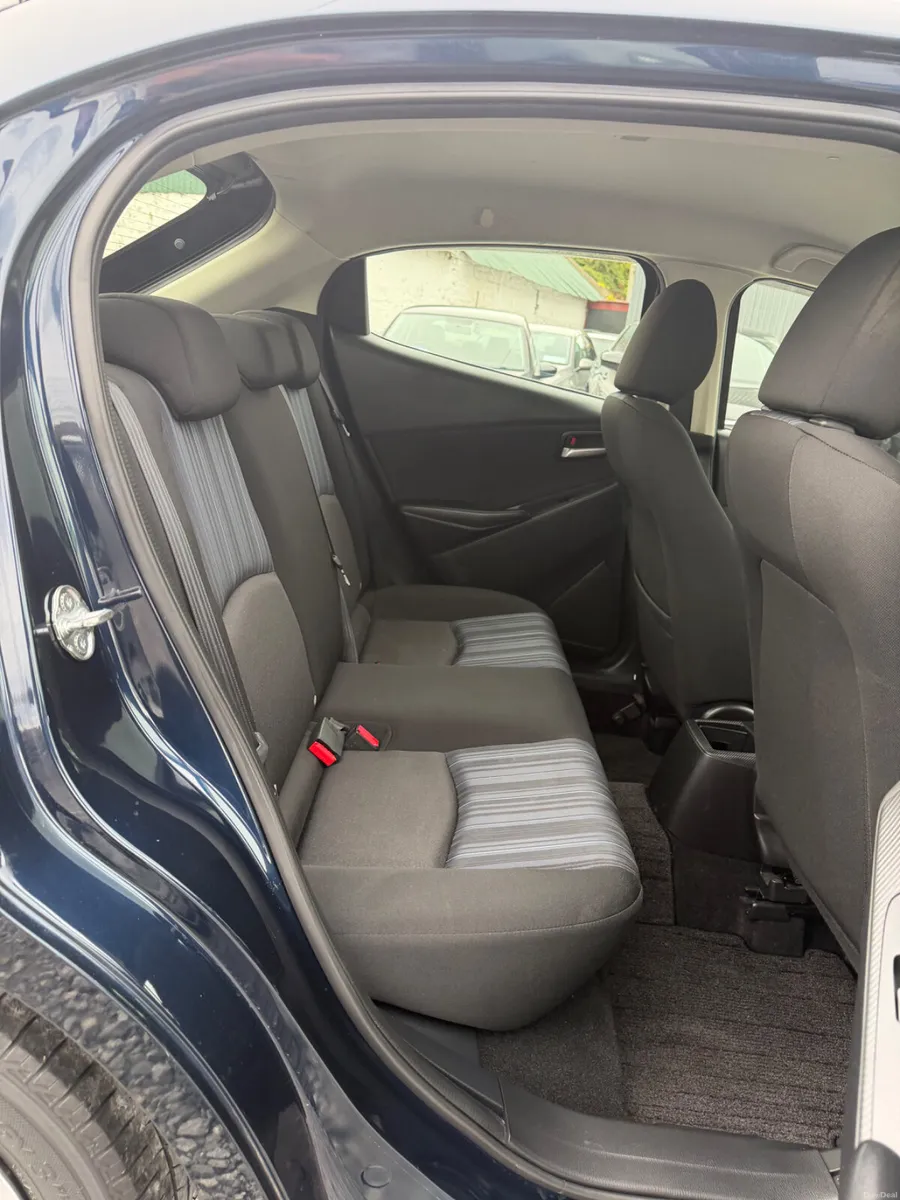 Mazda Demio - Image 6