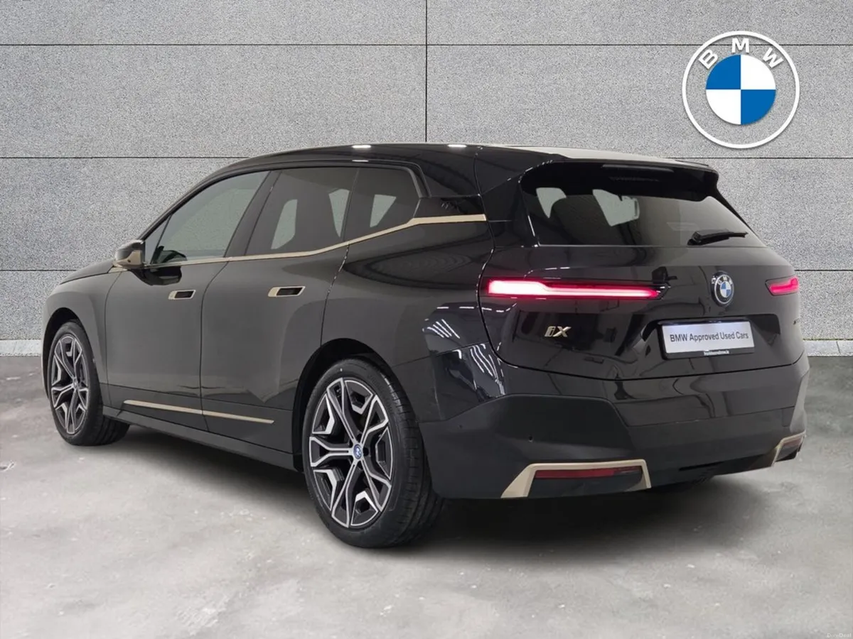 BMW iX xDrive40 Sport Edition - Image 2