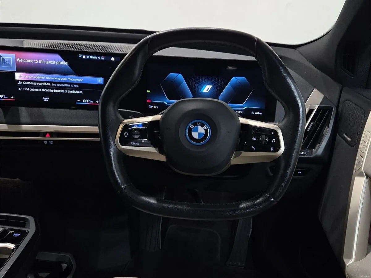 BMW iX xDrive40 M Sport - Image 5