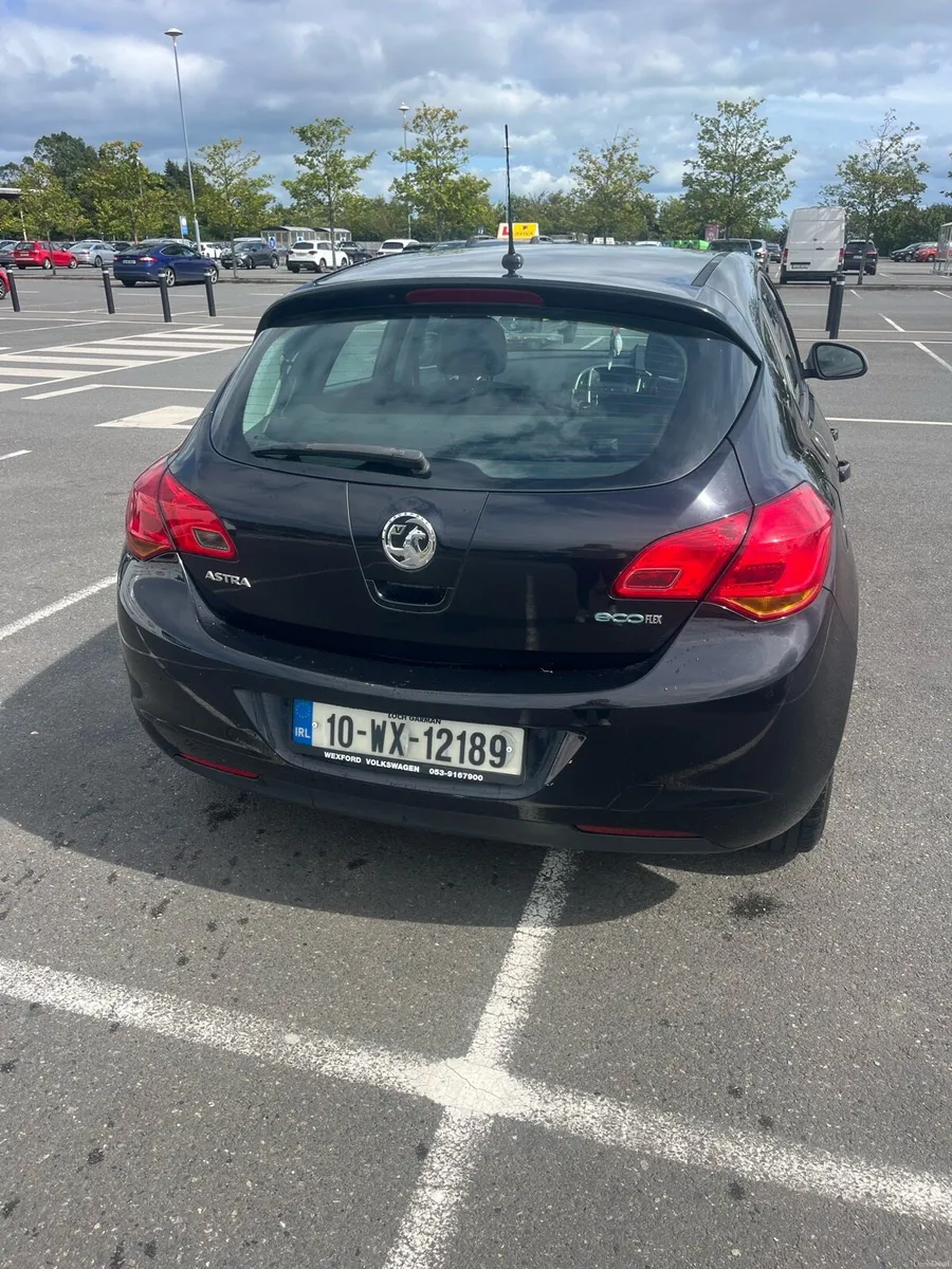 2010 Vauxhall Astra - Image 4