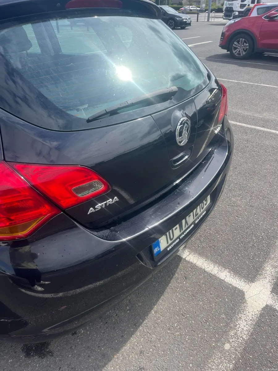 2010 Vauxhall Astra - Image 3