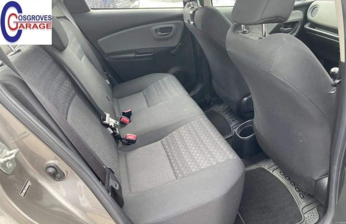 Toyota Yaris 2017 - Image 4