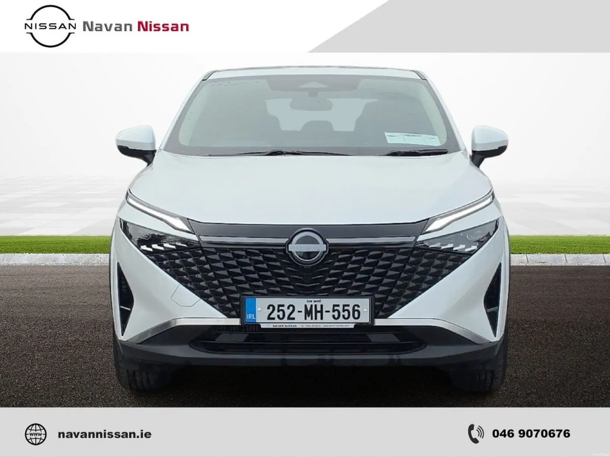 Nissan Qashqai 1.3i MILD HYB SV * MANAGERS SPECIAL - Image 2