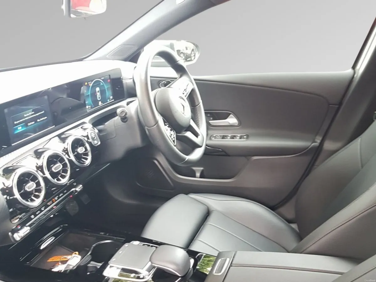 Mercedes-Benz A-Class A 180 A/T - Image 4