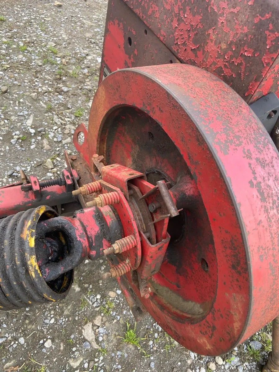 New Holland 276 super hayliner baler - Image 3