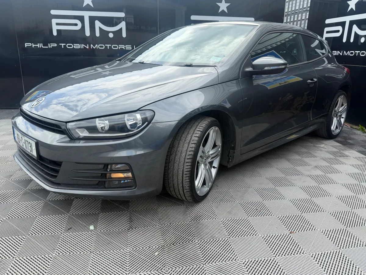 Volkswagen Scirocco 2.0 TDi 184HP R Line Tiny KMS - Image 4
