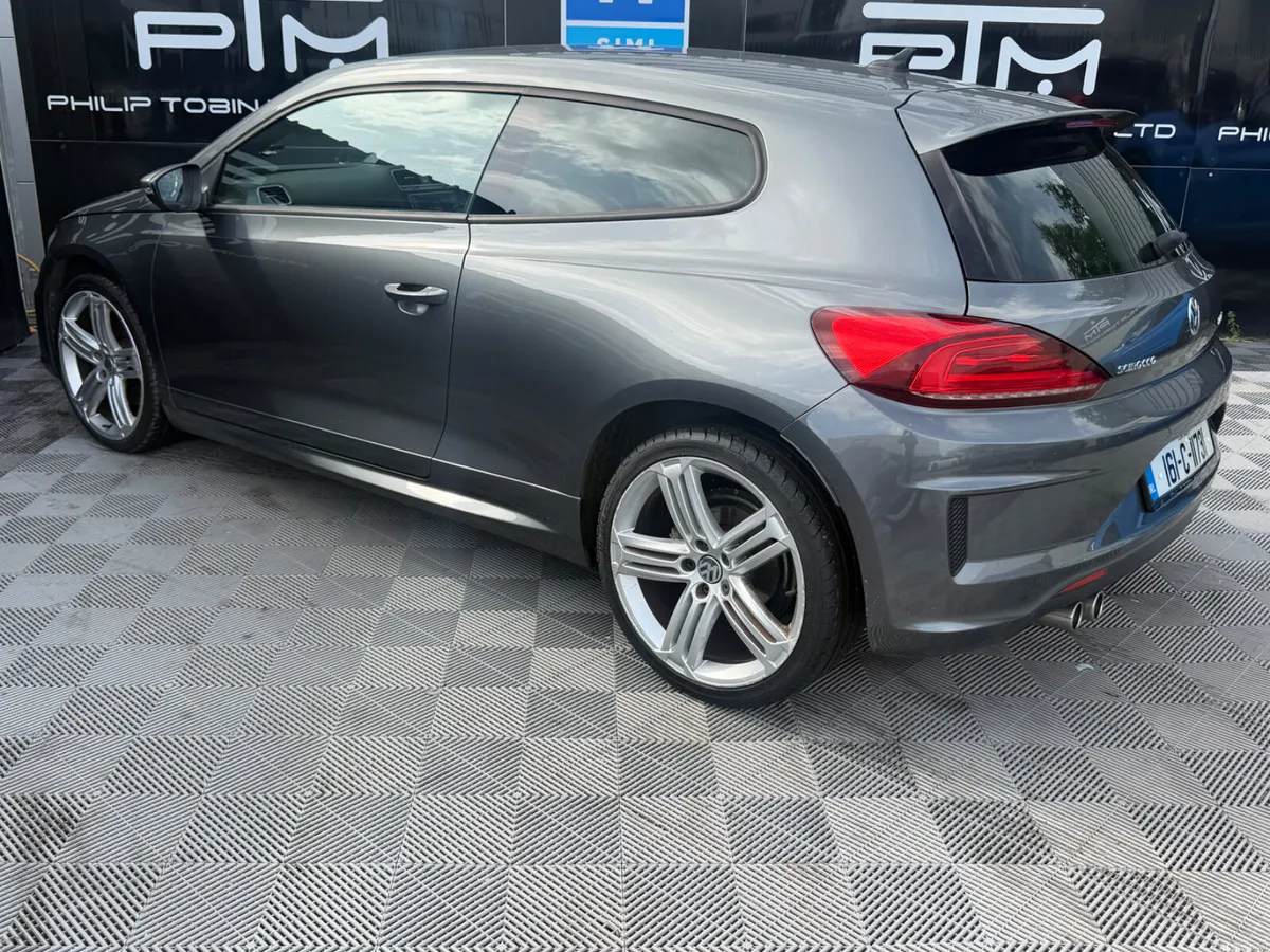 Volkswagen Scirocco 2.0 TDi 184HP R Line Tiny KMS - Image 6