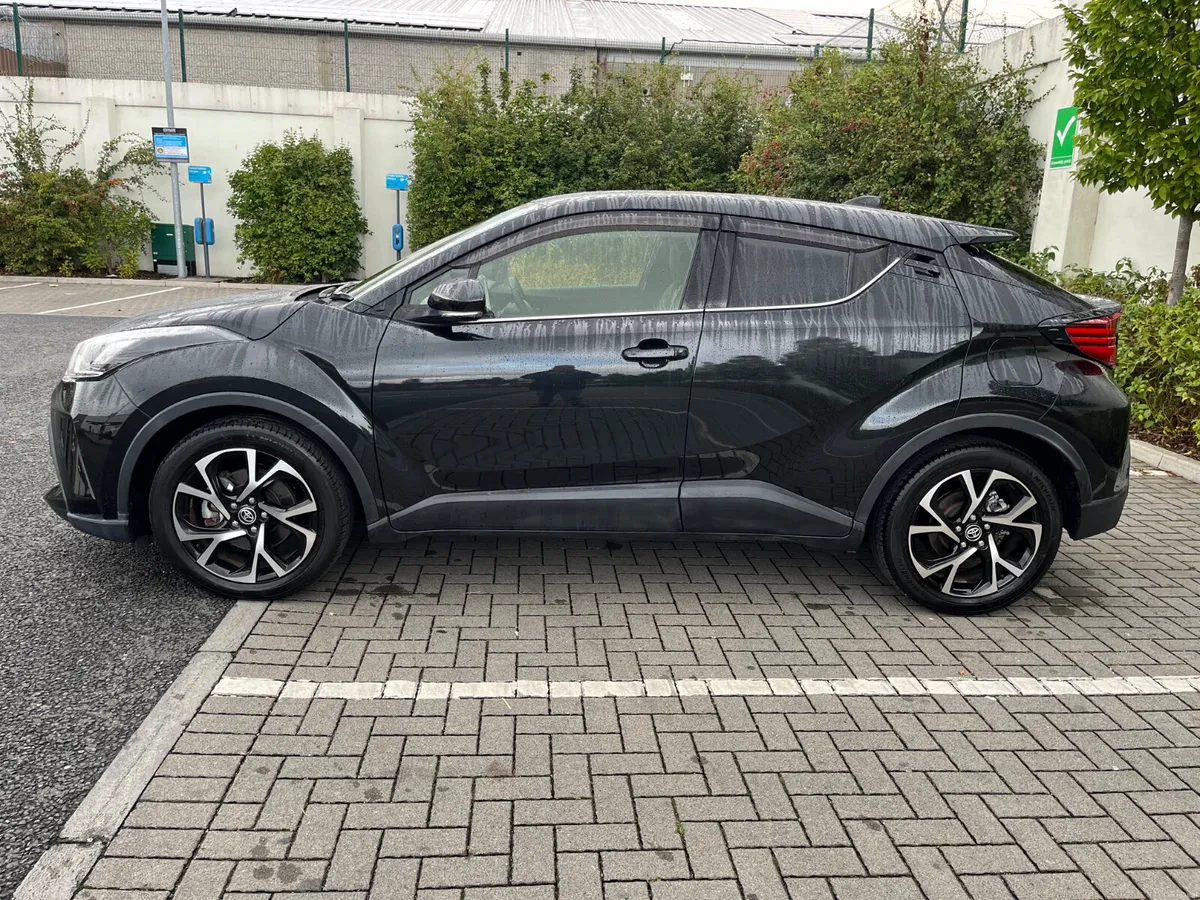 Toyota C-HR 2020, HYBRID, VERY LOW MILEAGE, - Image 4