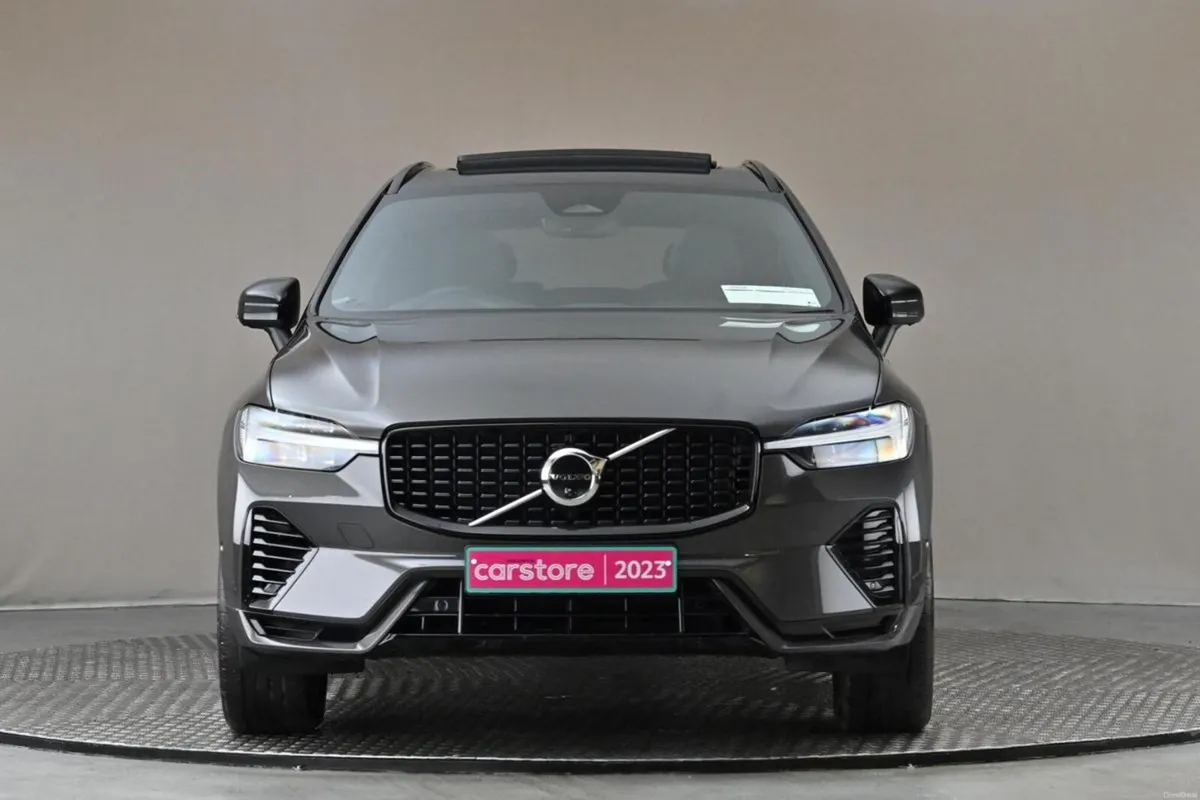 Volvo XC60 2.0 T6 RECHARGE AWD PHEW **FULL LEATHET - Image 2