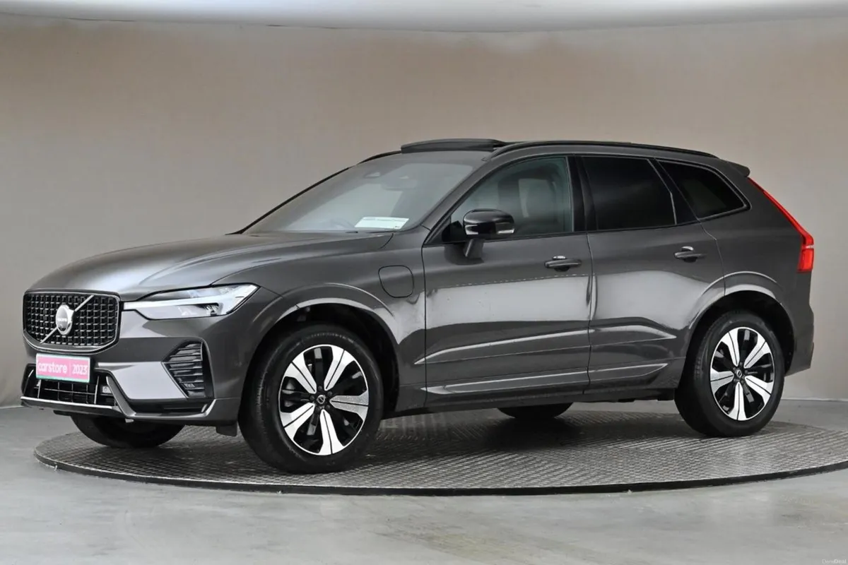Volvo XC60 2.0 T6 RECHARGE AWD PHEW **FULL LEATHET - Image 4