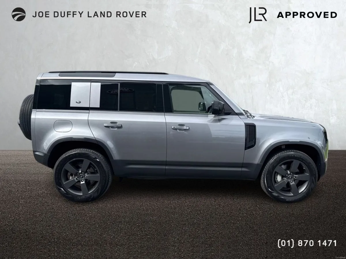 Land Rover Defender 110 2.0 Si4 PHEV S 5 Seater - Image 6