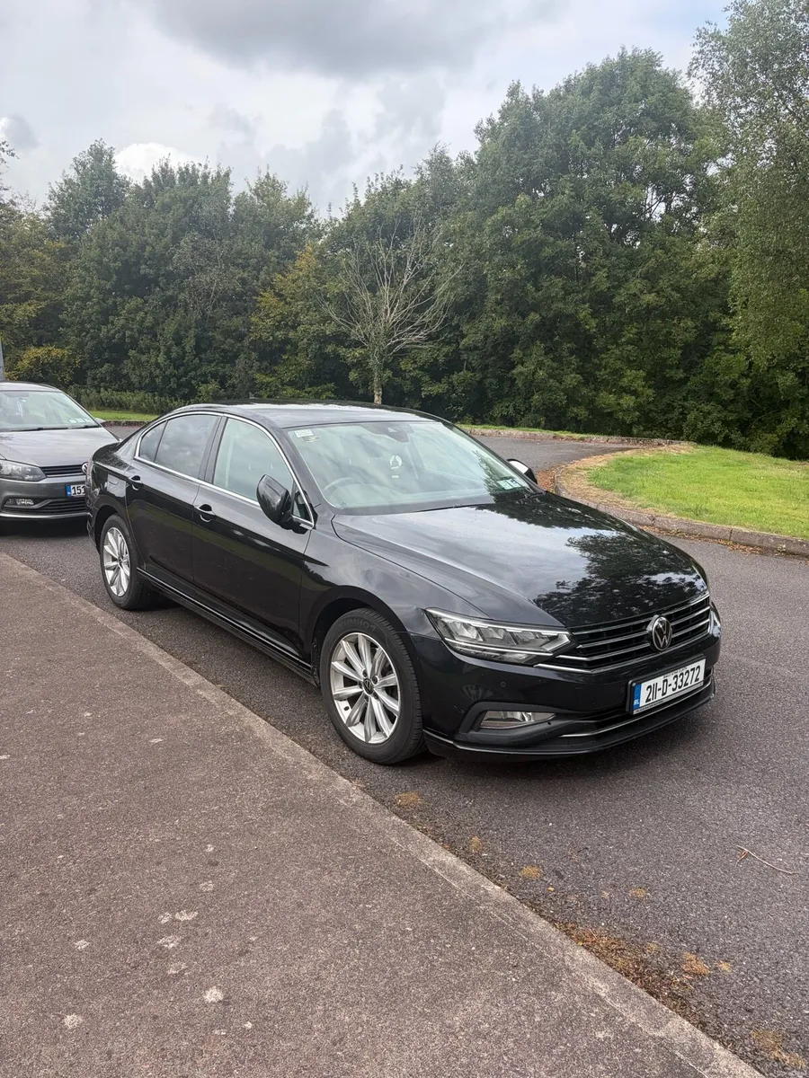 211 Volkswagen Passat 2.0 TDI 150BHP - Image 4