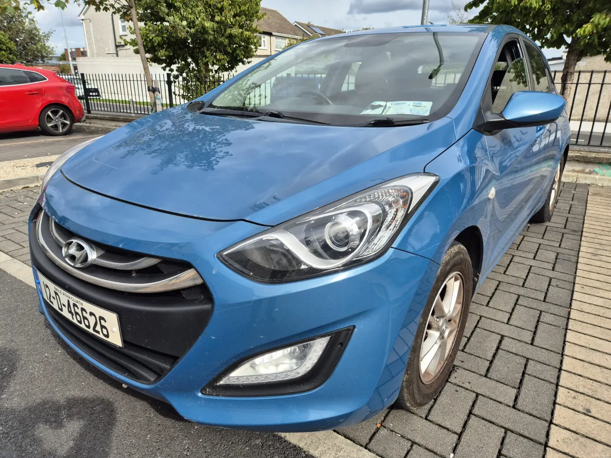 Mint Hyundai i30 2012 1.4 Petrol - Image 3