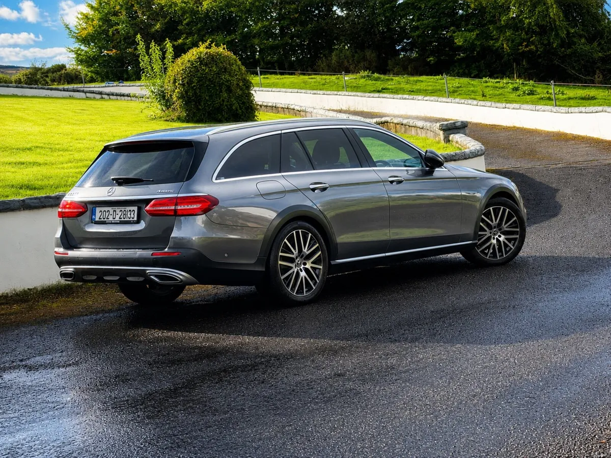 2020 Mercedes Benz E220d 4 matic 4 wheel drive - Image 2