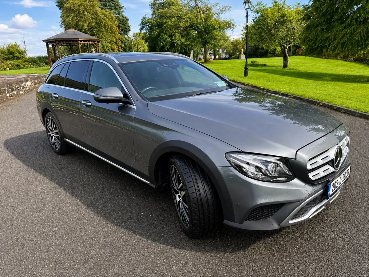 2020 Mercedes Benz E220d 4 matic 4 wheel drive - Image 3