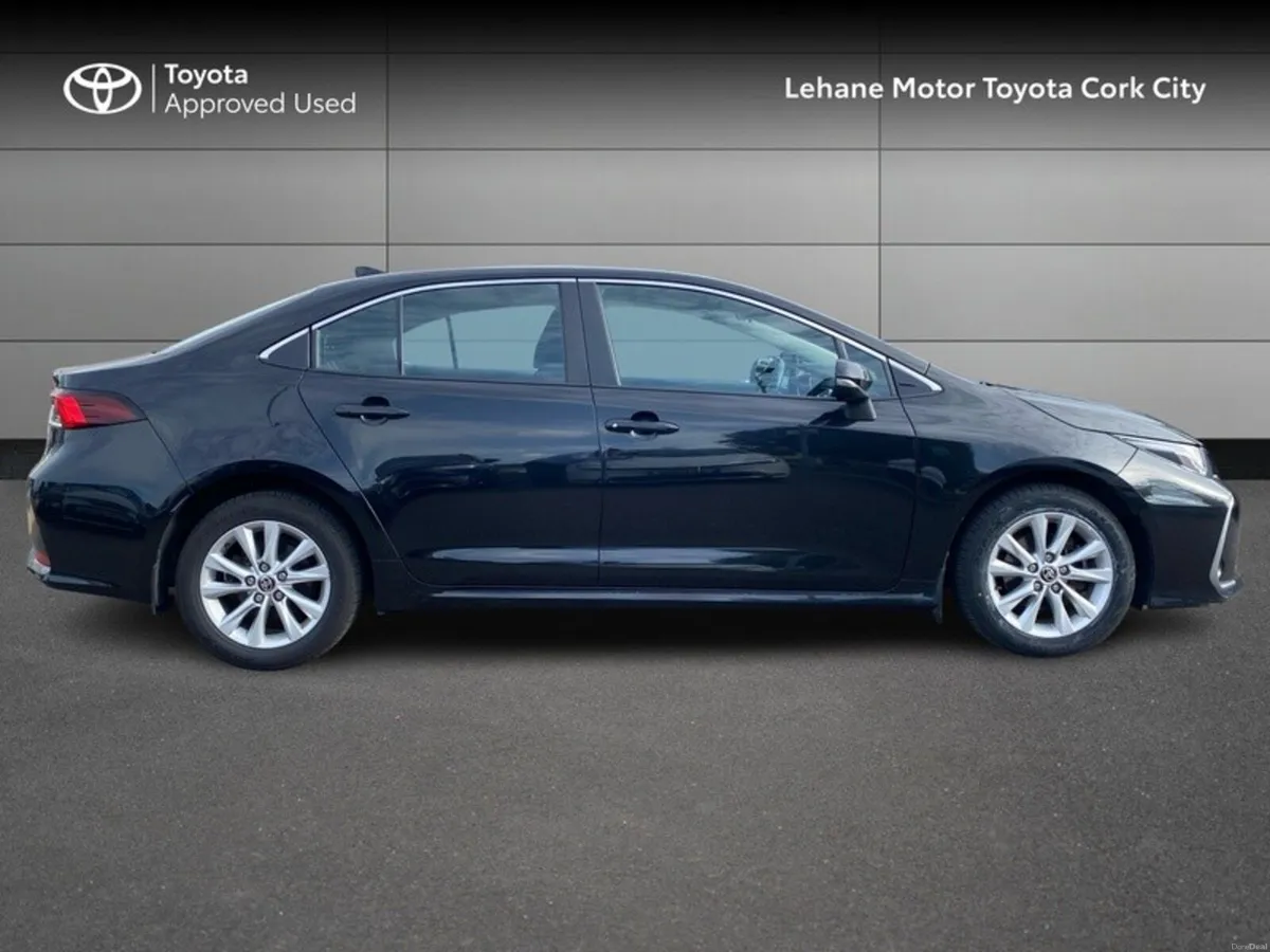 Toyota Corolla COROLLA SALOON LUNA - Image 3