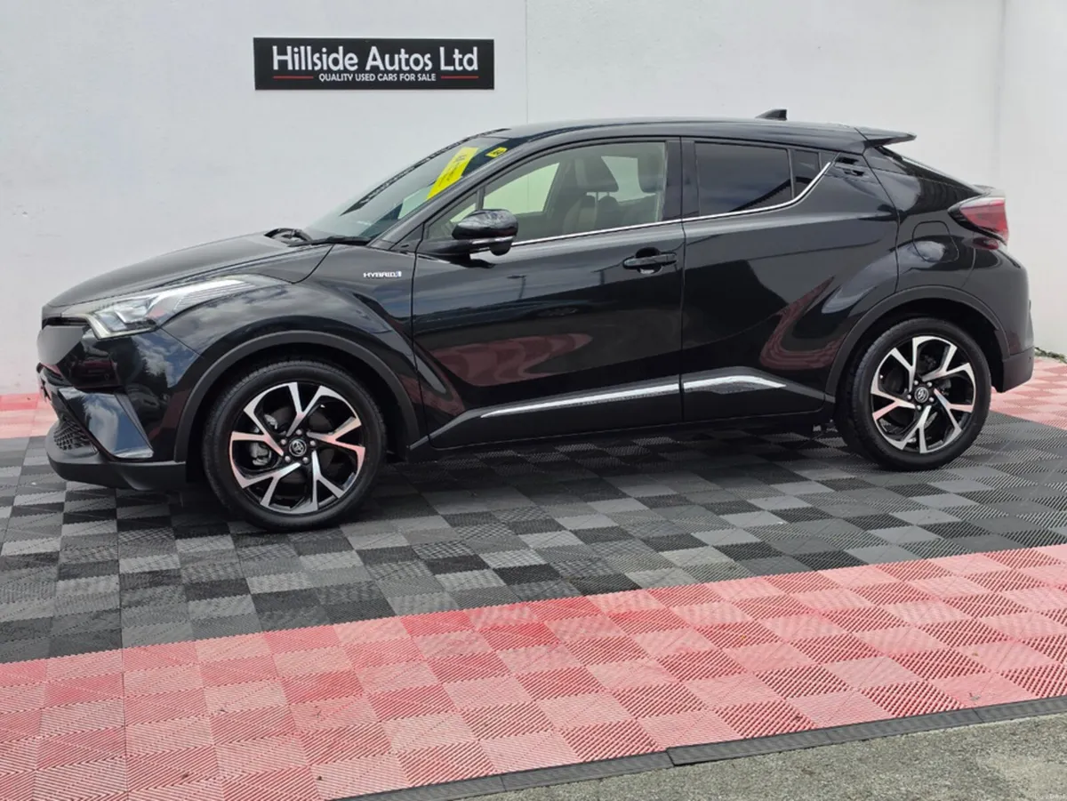 Toyota C-HR G-LED EDITION 1.8 PETROL HYBRID AUTOMA - Image 4
