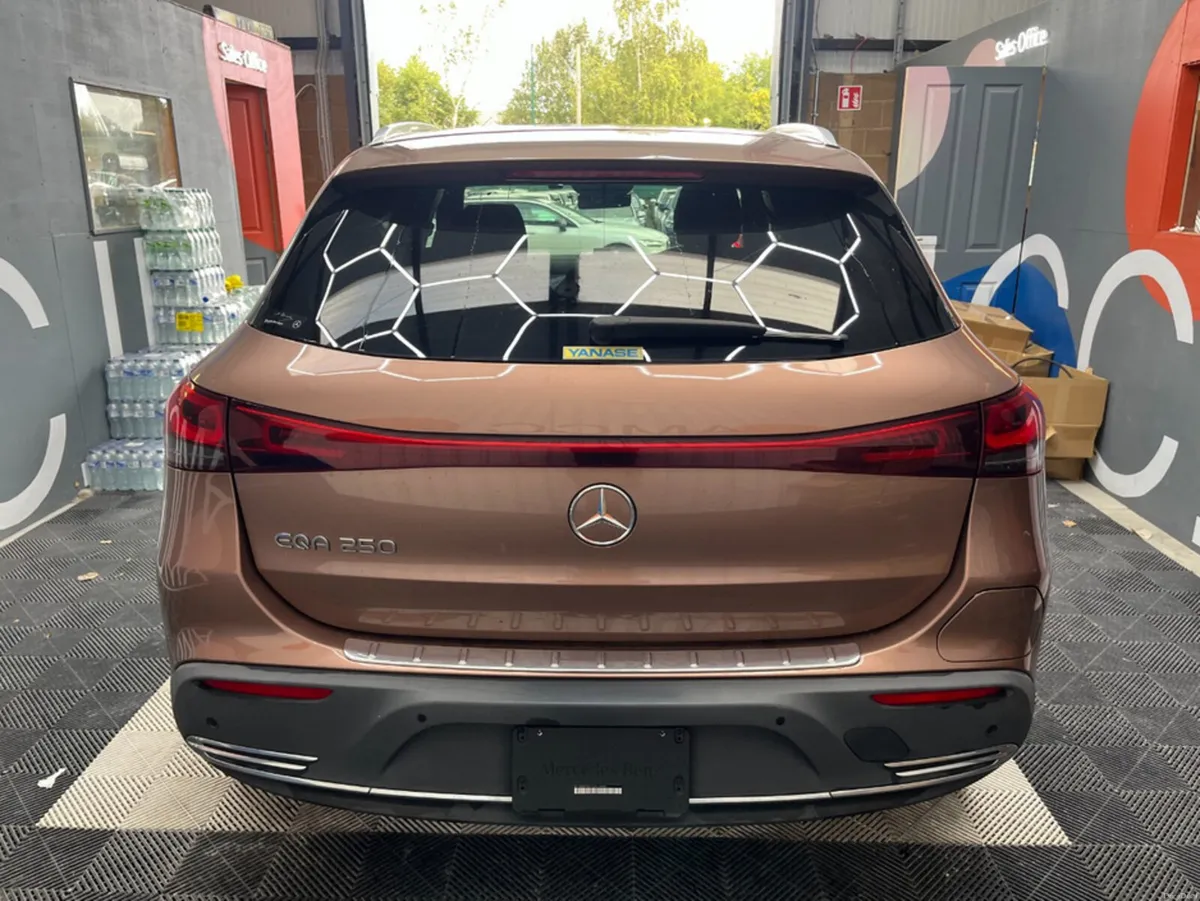 Mercedes-Benz EQA 2021 MERCEDES-BENZ EQA 250 BASE - Image 4