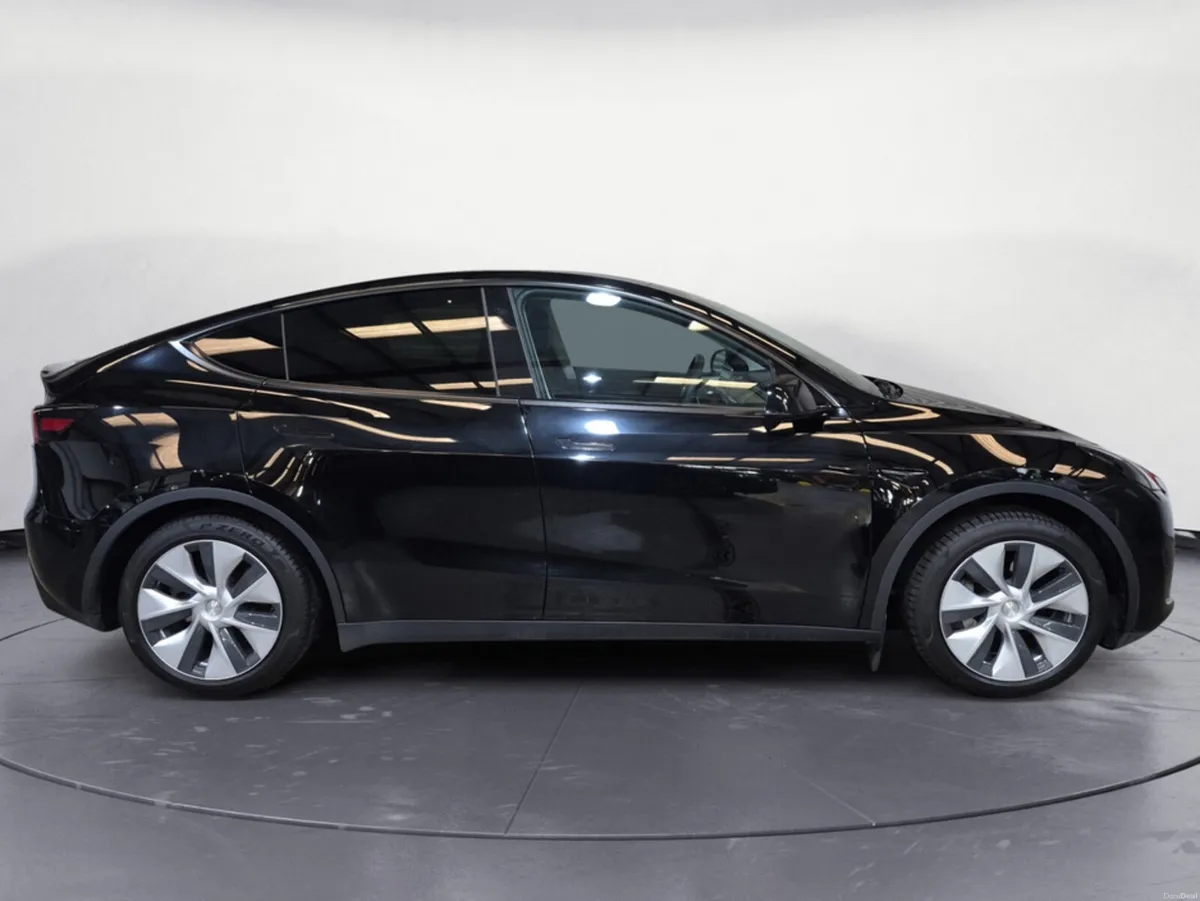 Tesla Model Y RWD - Image 4
