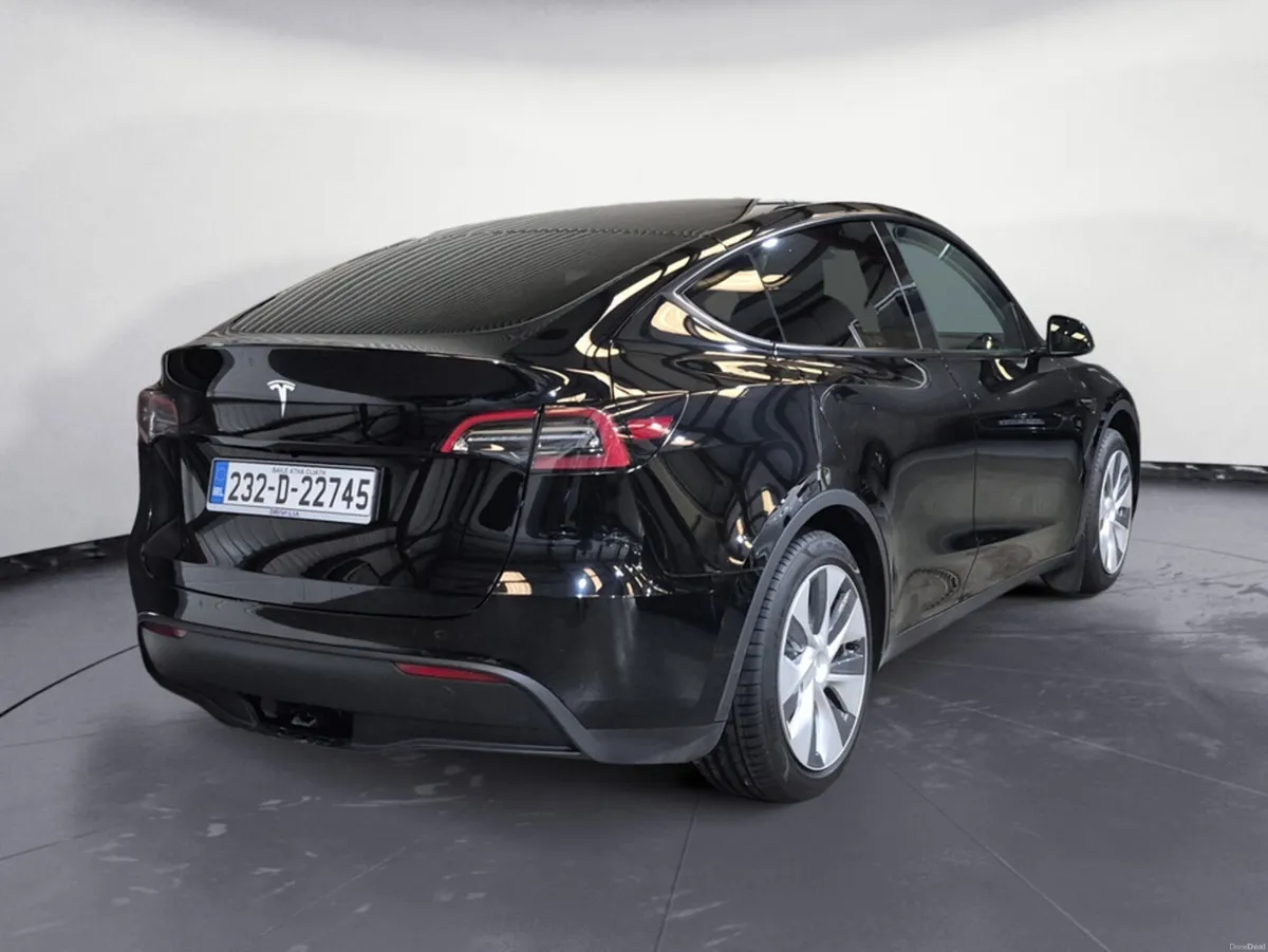 Tesla Model Y RWD - Image 5