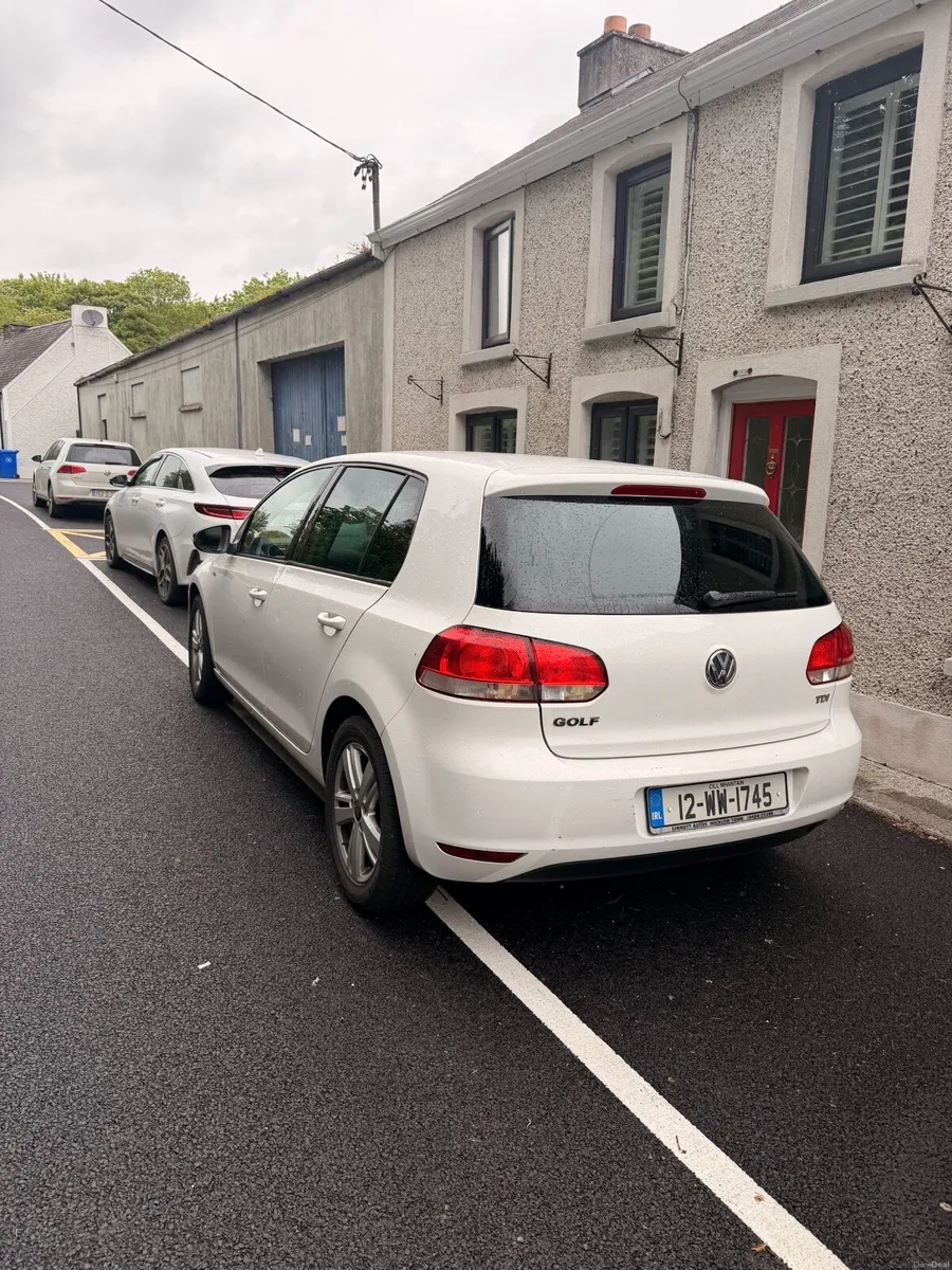 Volkswagen Golf 2012 1.6 TDI - White - Image 4