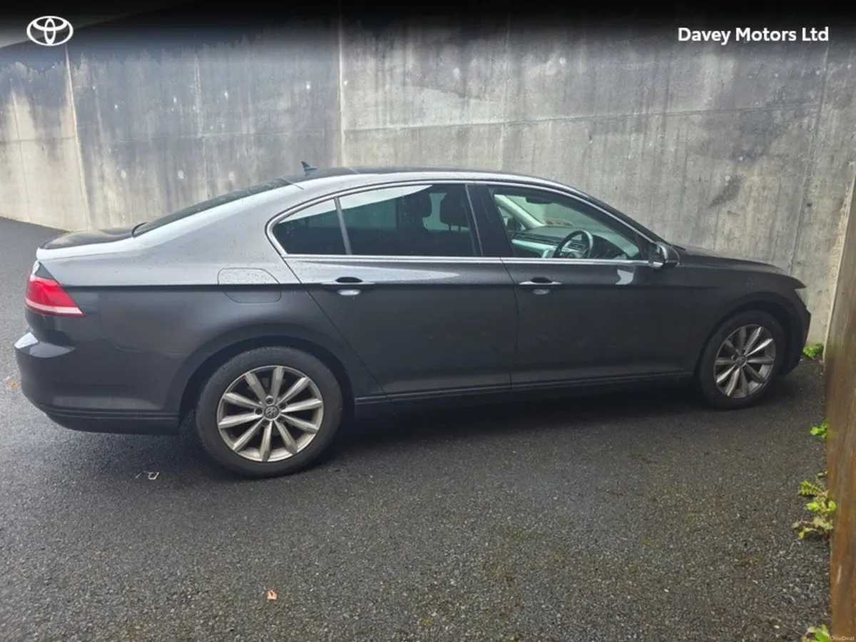 Volkswagen Passat CL 1.4 TSI MANUAL 6SPEED FWD 125 - Image 3