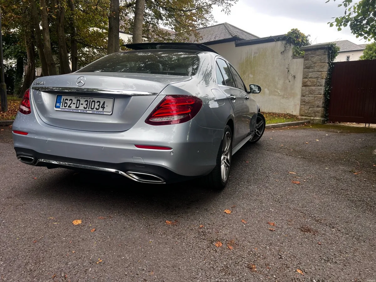 Mercedes E220d AMG PREMIUM - Image 6