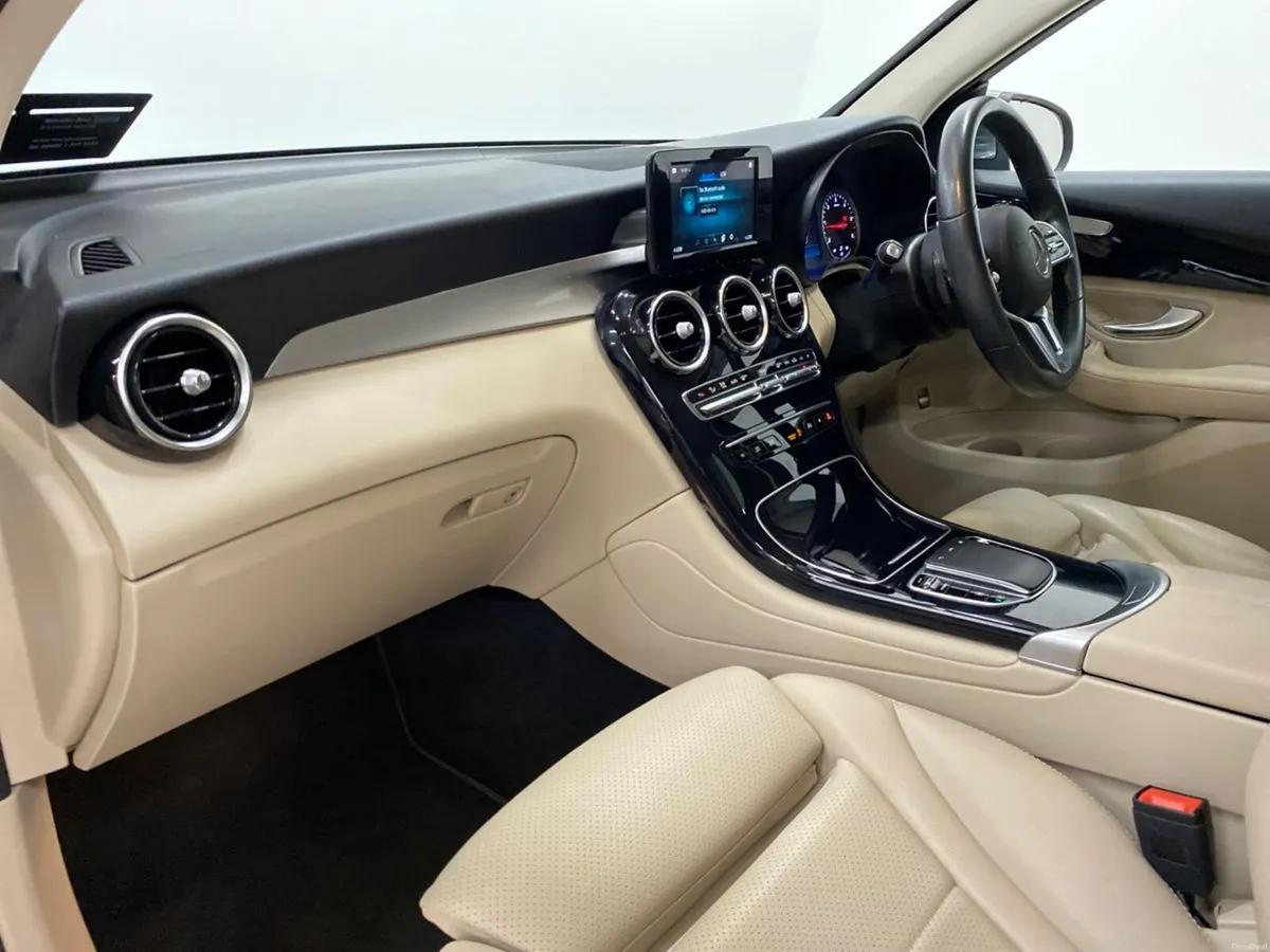 Mercedes-Benz GLC GLC220d 4MATIC - Image 6