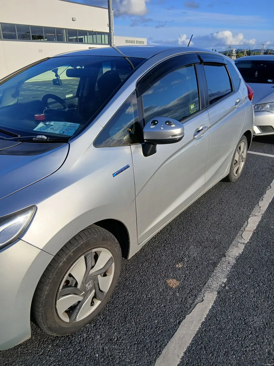 Honda Fit 2015 - Image 3