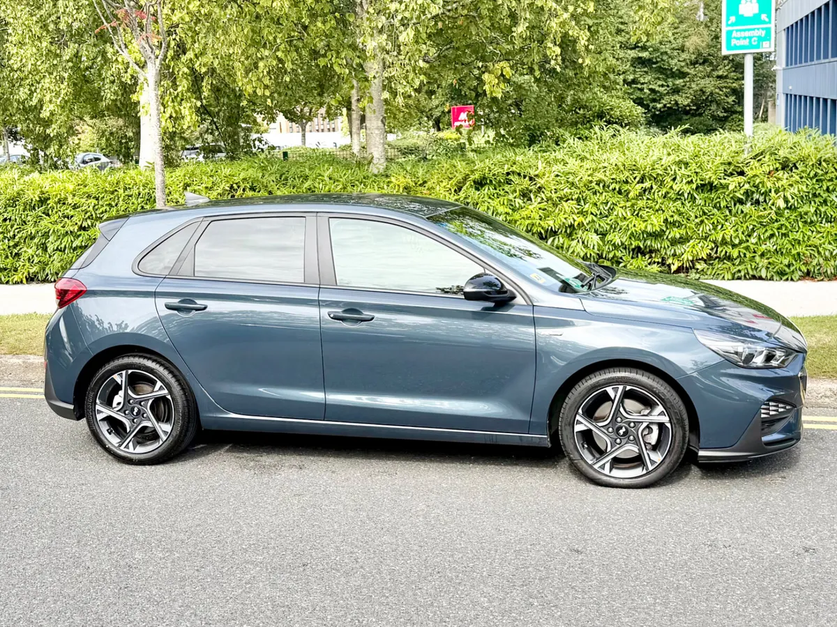 Hyundai i30 2022!! 1.0l N-LINE !!! LOW KMS !! - Image 3