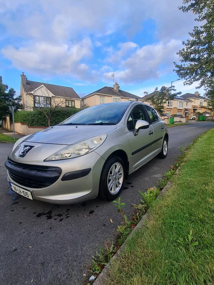 Peugeot 207 - Image 1